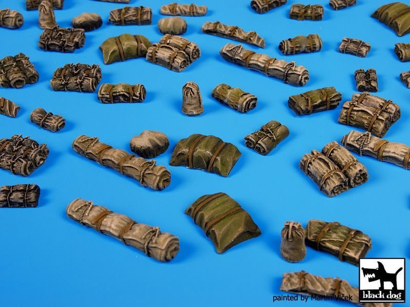 Black Dog T72056 Tentage plus bedrols 2 accessories set 1/72 – Bild 4