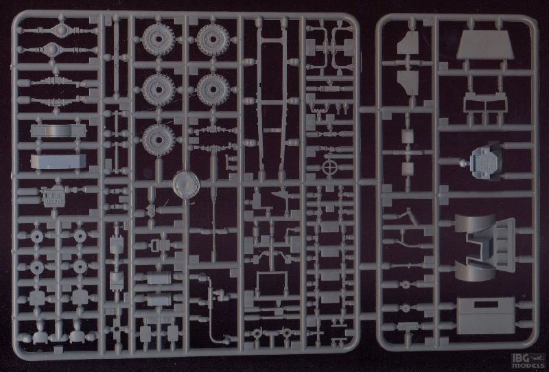 IBG 72016 Chevrolet C15A No.11 Cab Watertank 1/72 – immagine 2