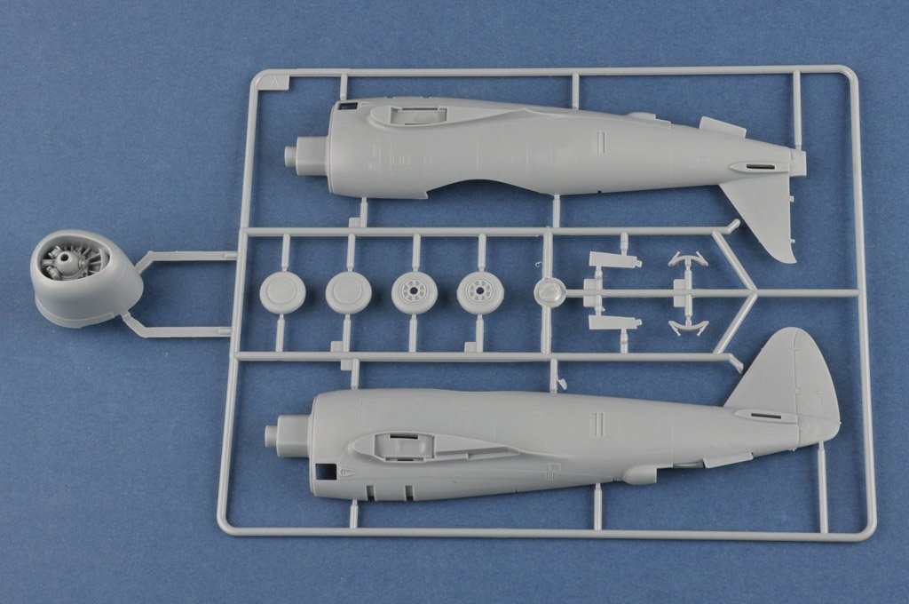 Hobby Boss 85811 P-47D Thunderbolt Fighter 1/48 – Bild 4