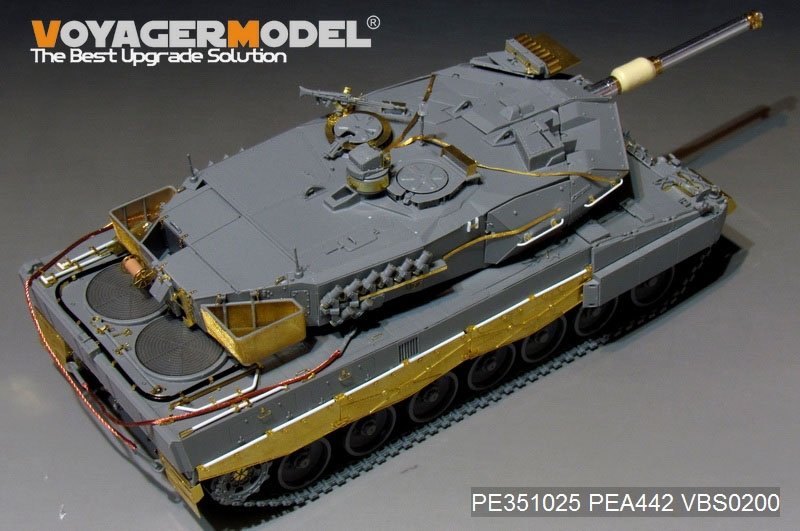 Voyager Model PE351025 Modern German Leopard 2A5 Basic For Border BT-002 1/35 – immagine 6