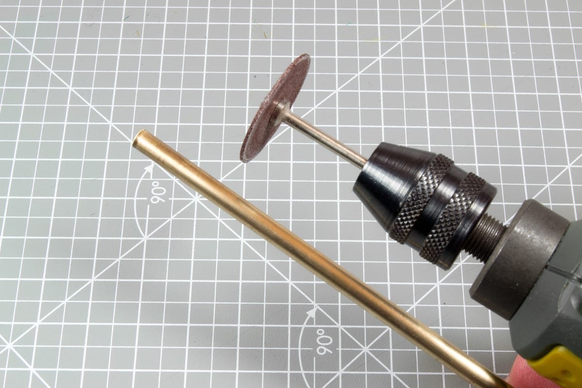 AK Interactive AK9121 BRASS PIPES 2.6MM Ø. 2 UNITS – imagen 4