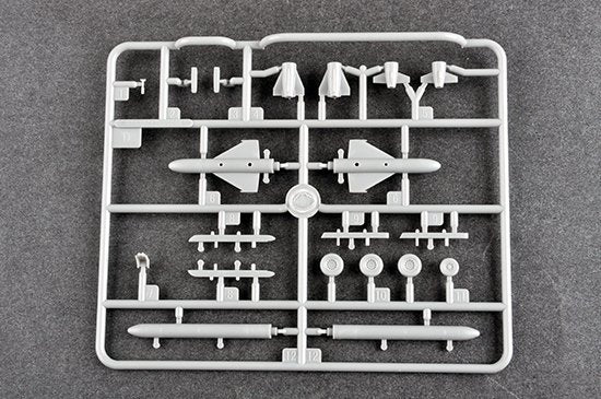 Trumpeter 03930 Xian H-6K Strategic Bomber 1/144 – imagen 5