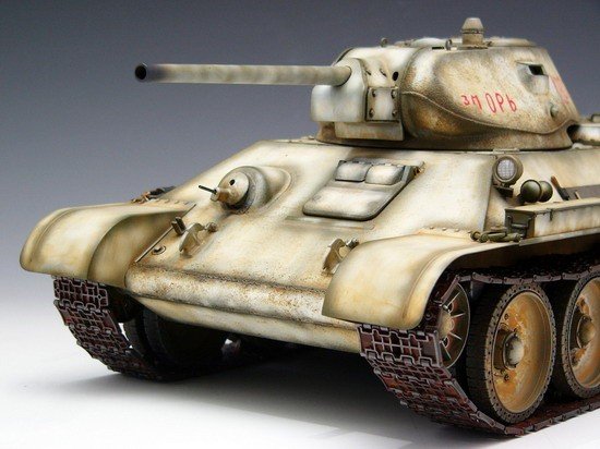 Trumpeter 00905 T-34/76 Model 1942 1/16 – image 8