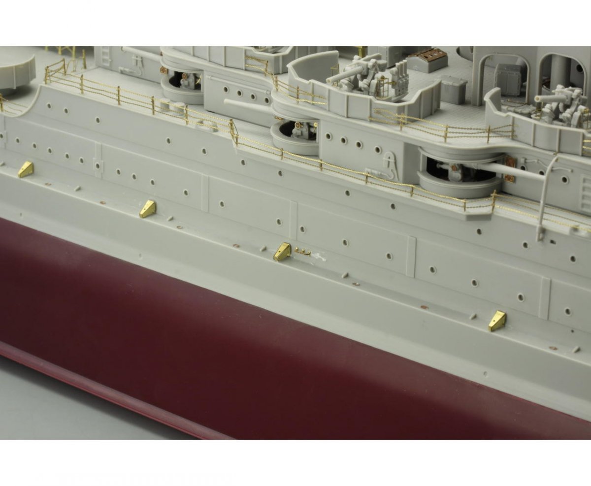Eduard 53112 USS Arizona part 6 - superstructure TRUMPETER 1/200 – imagen 6
