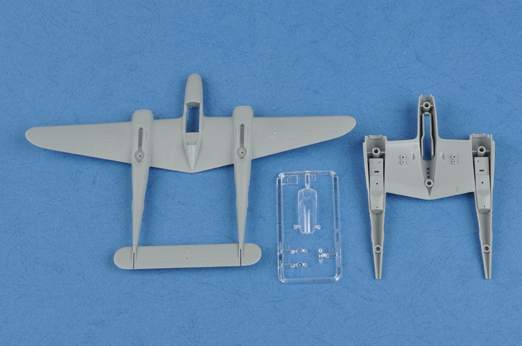 Hobby Boss 80284 P-38L-5-L0 Lightning 1/72 – image 5