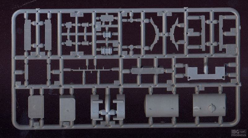 IBG 72012 Chevrolet C15A No.13 Cab Watertank 1/72 – Bild 2