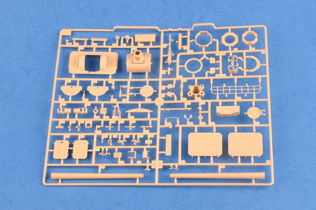 Hobby Boss 83835 GCT 155mm AU-F1 SPH Based on T-72 1/35 – immagine 6