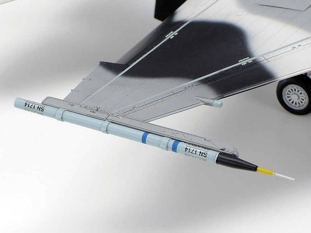 Tamiya 61106 F-16C/N AGRESSEUR/ADVERSAIRE 1/48 – image 8