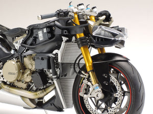 Tamiya 14132 Ducati 1199 Panigale S Tricolore 1/12 – image 9