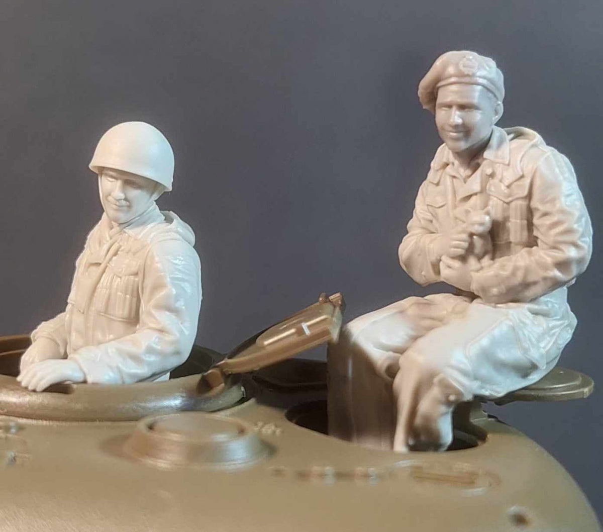Panzer Art FI35-215 British Sherman tanks turret Pixie suit set 1/35 – immagine 3