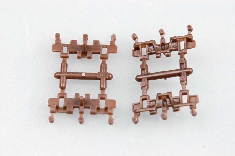 Trumpeter 02042 Russian 650mm steel track for Russian KV/JS tank 1/35 – immagine 3