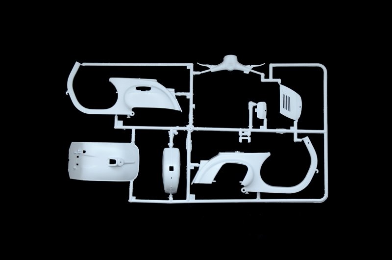 Italeri 4633 VESPA 125 PRIMAVERA 1/9 – immagine 11