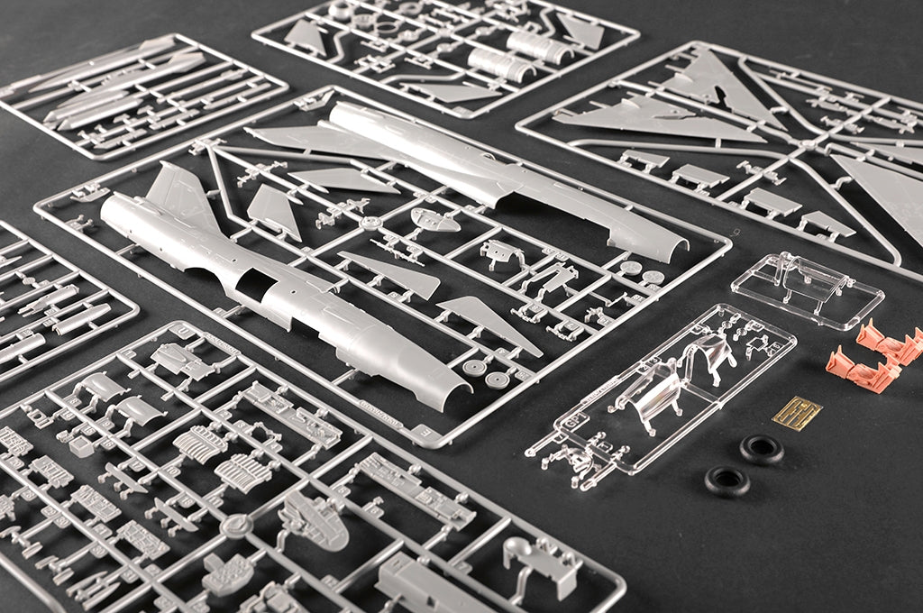 Trumpeter 02825 JJ-7A Trainer 1/48 – imagen 25