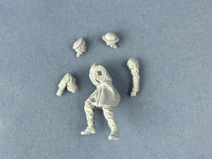 Copper State Models F35-061 British Dispatch Rider on a short break ( Motorcycle not included) 1/35 – imagen 4