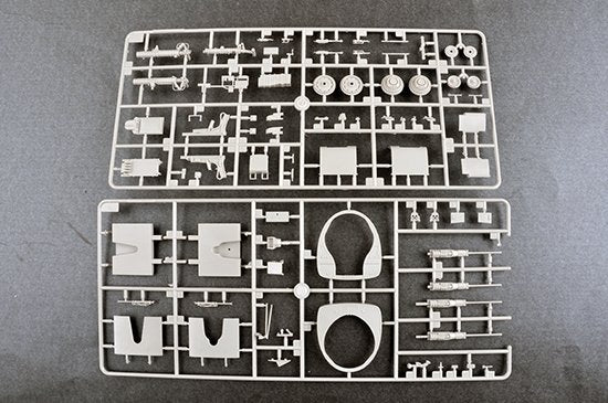 Trumpeter 03221 F-100C Super Sabre 1/32 – imagen 18