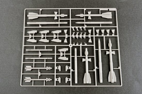 Trumpeter 03226 Russian MIG-29UB Fulcrum 1/32 – imagen 10