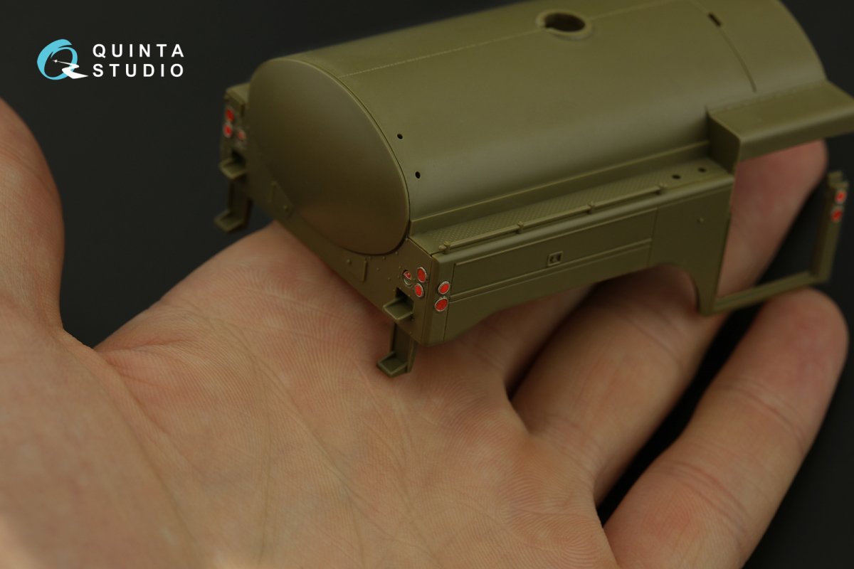Quinta Studio QD48053 GMC CCKW 353 fuel truck 3D-Printed &amp;amp; coloured Interior on decal paper (Tamiya) 1/48 – Bild 6