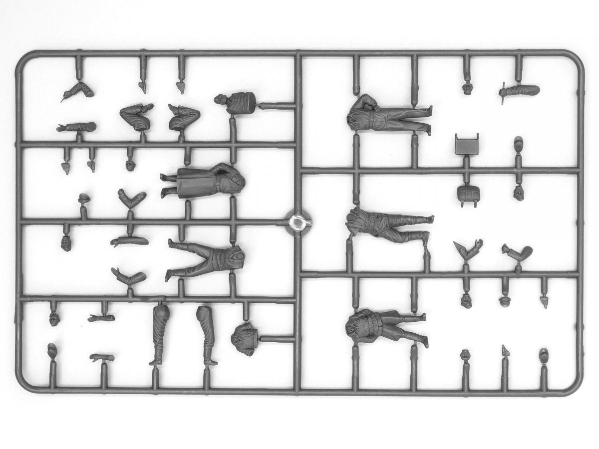 ICM DS4801 WWII Luftwaffe Airfield ( Messerschmitt Bf-109F-4, Henschel Hs-126 B-1, German Luftwaffe Pilots and Groun ) 1/48 – immagine 6