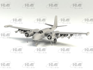 ICM 48280 B-26K with USAF Pilots &amp;amp; Ground Personnel 1/48 – immagine 2