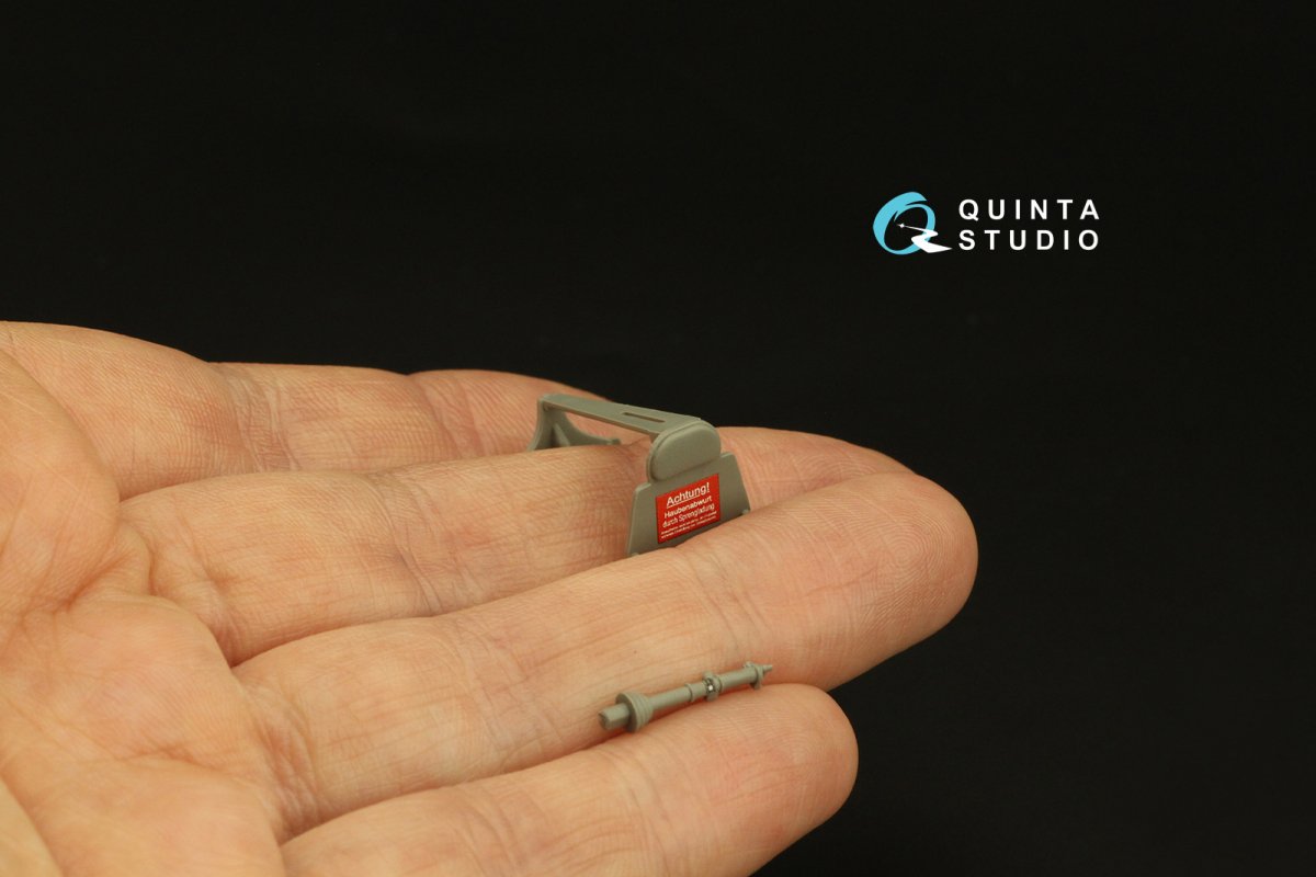 Quinta Studio QD35101 FW 190A-6 3D-Printed &amp;amp; coloured Interior on decal paper (Border Model) 1/35 – immagine 11