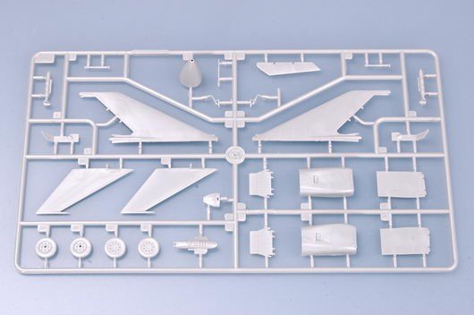 Trumpeter 01610 Shenyang F-8 Finback-B 1/72 – immagine 7
