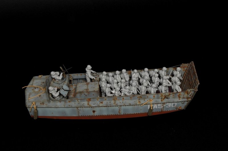 Italeri 6524 LCVP with US INFANTRY (1/35) – image 5