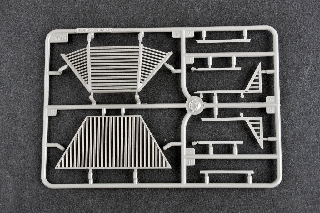 Trumpeter 09610 Russian T-72B3 with 4S24 Soft Case ERA &amp;amp; Grating Armour 1/35 – Bild 19