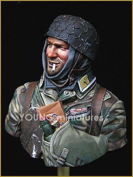 Young Miniatures YM1828 German Fallschirmjager Ardennes 1944 1/10 – image 4