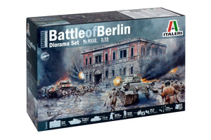 Italeri 6112 BATTLE of BERLIN Diorama Set 1/72