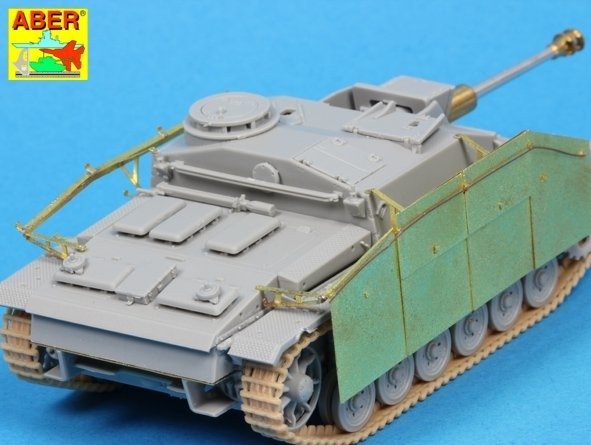 Aber 72A11 Osłony boczne do Sturmgeschutz III (wczesne) / Side skirts for Sturmgeschutz III (Early model) 1/72 – Bild 4