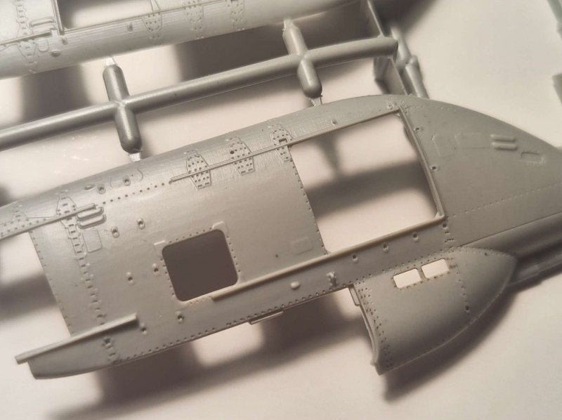 Answer AA72002 PZL W-3A Sokół TOPR Rescue Helicopter 1/72 – image 6