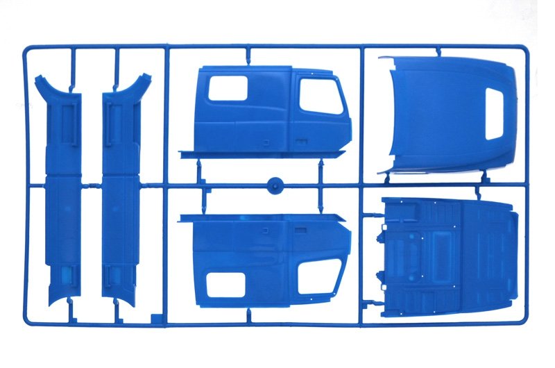 Italeri 3892 VOLVO VN 780 1/24 – imagen 12