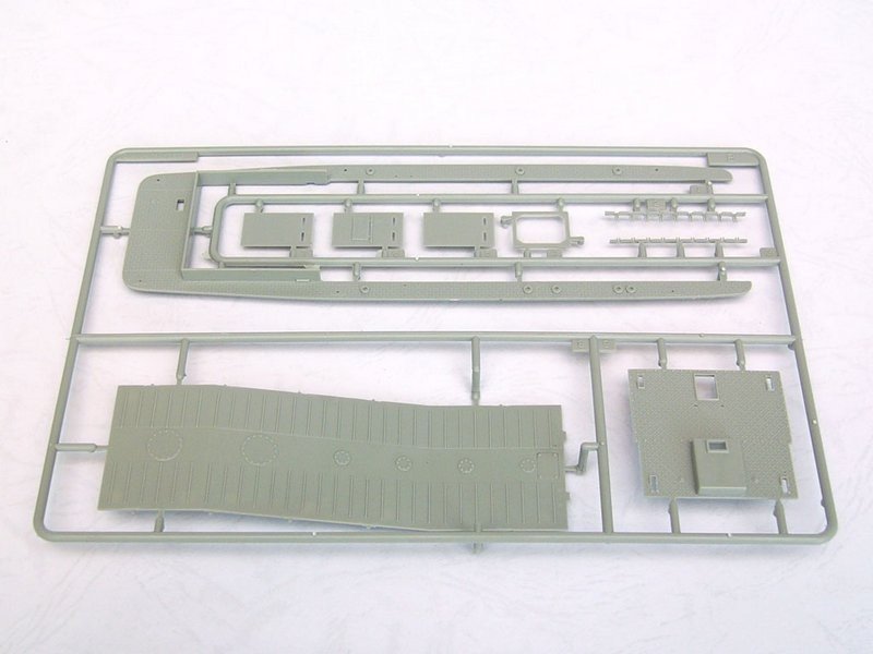 Trumpeter 07213 WW2 LCM 3 USN Vehicle Landing Craft 1/72 – Bild 6