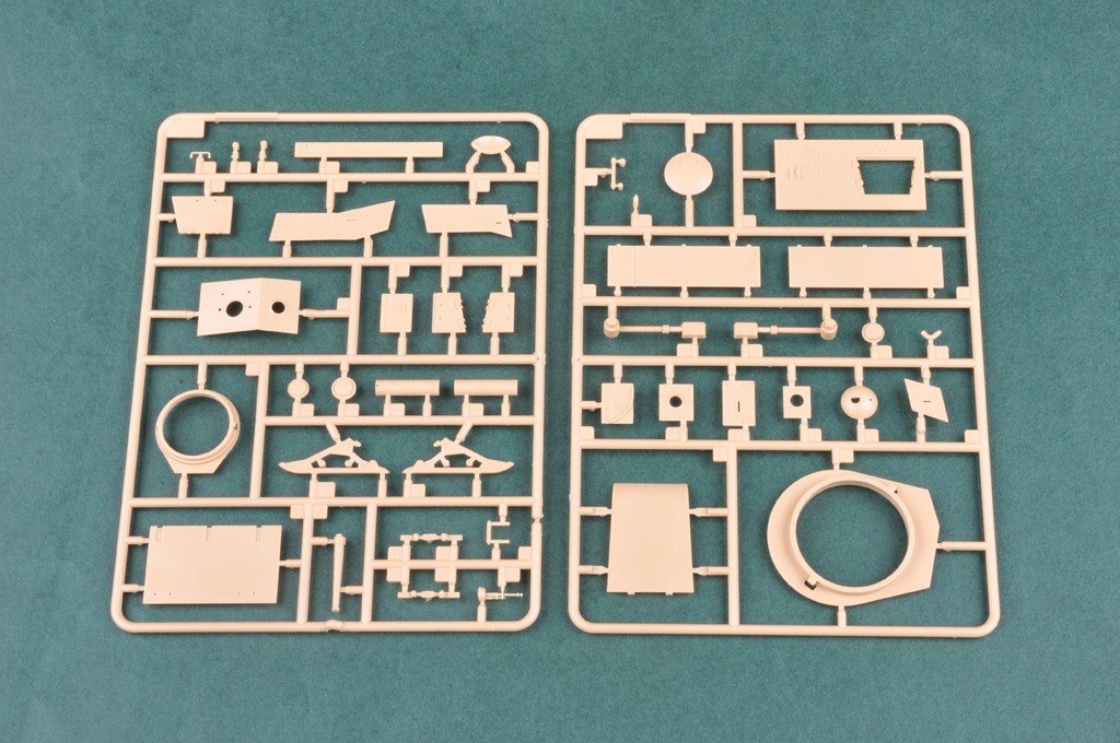 Hobby Boss 82493 Char moyen soviétique T-24 (1/35)  – image 7