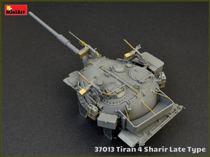 MiniArt 37013 Tiran 4 Sharir late type w/interior 1/35 – image 4