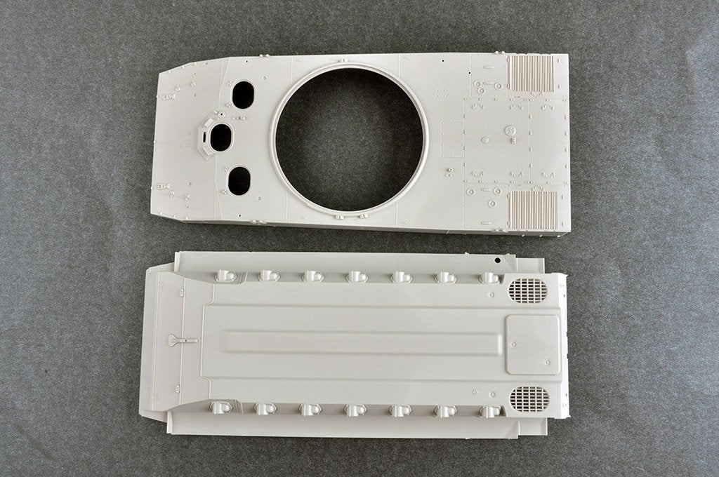 Trumpeter 09599 2S25 Sprut-SD Amphibious Light Tank 1/35 – immagine 4