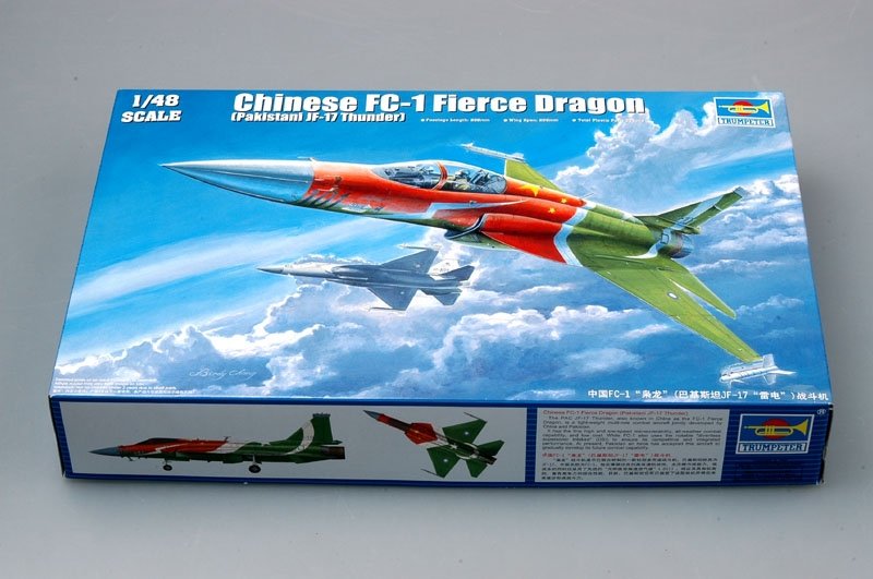 Trumpeter 02815 Chinese PLAAF FC-1 Fierce Dragon (Pakistan JF-17 Thunder) 1/48 – imagen 2
