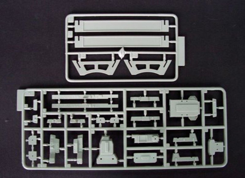 Trumpeter 05710 USSR Navy P. Velikiy Battle Cruiser 1/700 – immagine 7