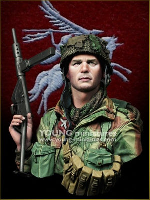 Young Miniatures SL005 COUPLE BRITANNIQUE DE LA SECONDE GUERRE MONDIALE - Red Devil
