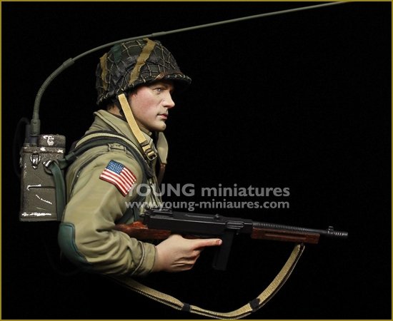 Young Miniatures YM1885 US Airborne Radio Operator CARENTAN 1944 1/10 – immagine 5
