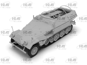 ICM 35113 Krankenpanzerwagen Sd.Kfz. 251/8 Ausf А, livery variant for the Eastern Front, 1941-42 1/35 – Bild 2
