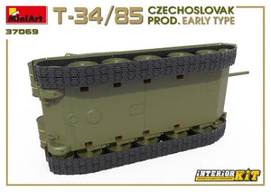 Miniart 37069 T-34/85 Czechoslovak Prod. Early Type 1/35 – image 5