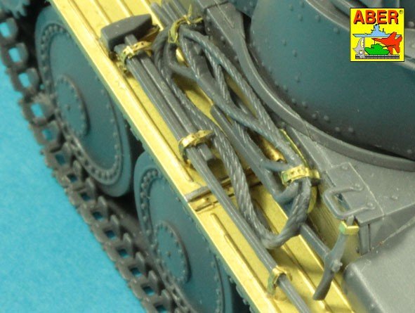 Aber 48041 Pz.Kpfw..38 (t) Ausf. E/F/G Niemiecki czołg Pz.38 (t) cz.2-błotniki / German tank Pz.Kpfw. 38 (t) Ausf.. E/F/G Vol.2-Fenders 1/48 – Bild 13