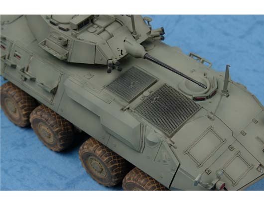 Trumpeter 01521 LAV-A2 8x8 wheeled armoured vehicle 1/35 – Bild 3