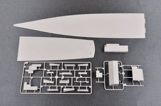 Trumpeter 05619 USS Kitty Hawk CV-63 – Bild 6