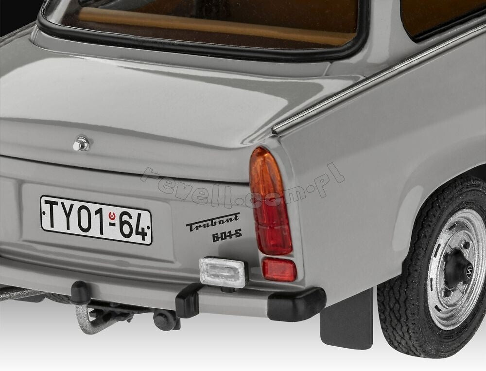 Revell 05630 60th Anniversary Trabant 601 Exclusive Edition (Incl. Book) 1/24 – immagine 8