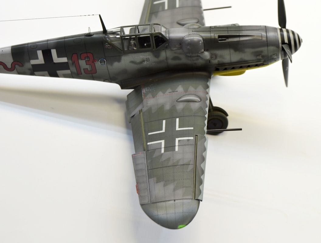 Omask 47008 Bf 109G-6 camo mask for Bartels wing 1/72 – immagine 3