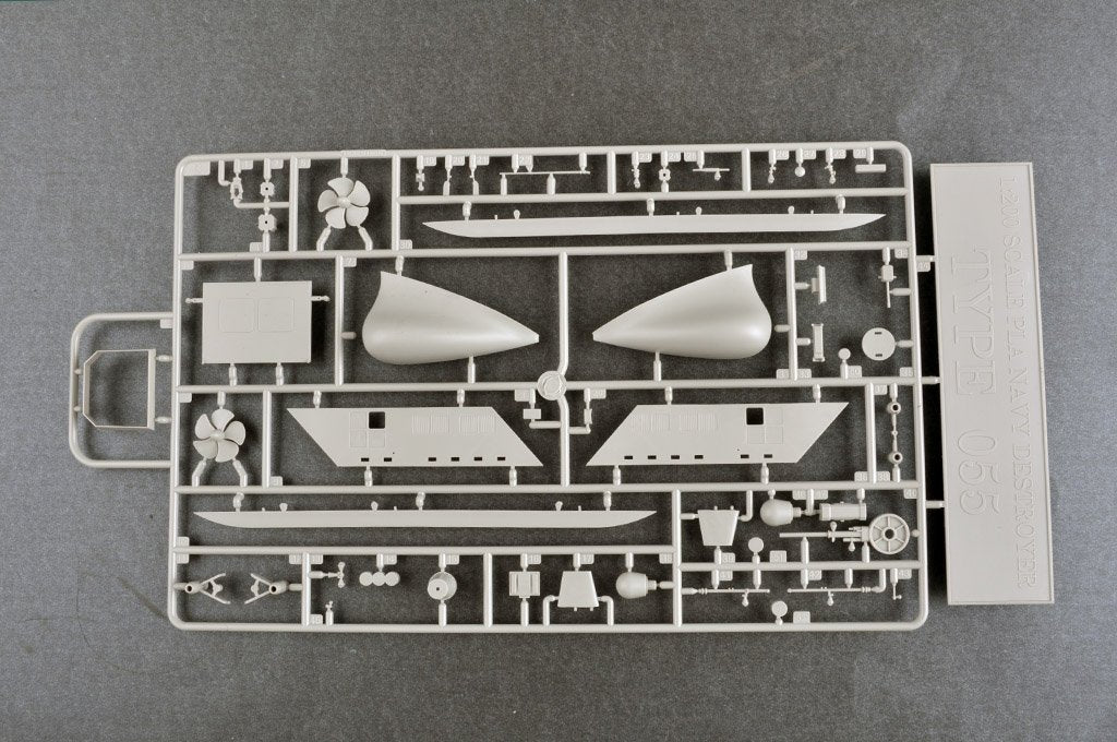 Trumpeter 03620 Chinese Navy Type 055 guided missile destroyer 1/200 – Bild 9