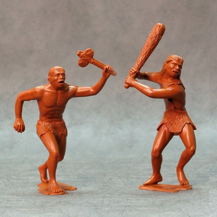 Ark Models 80010 Cavemen, set of two figures #1 150mm