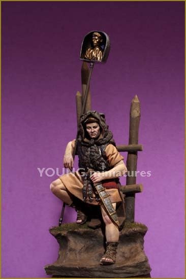 Young Miniatures YH7004 Imaginifer romain du Ier siècle après J.-C., 70 mm
